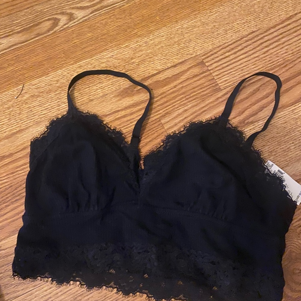 Aerie Elegant Black Lace Bralette - Picture 4 of 7